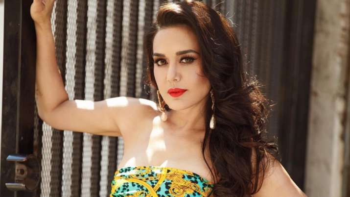 Bollywood Actresses Rocking In Denim!